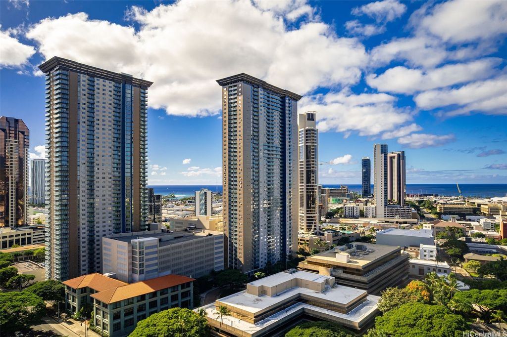 801 South Street 526, Honolulu, HI 96813