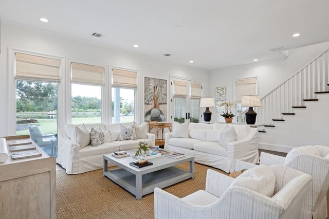 13450 Shumate Way, Malakoff, TX 75148