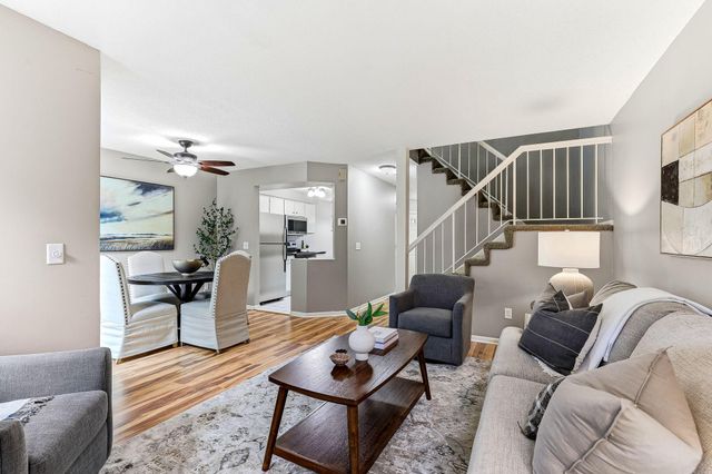 7291 Penny Hill Road, Eden Prairie, MN 55346
