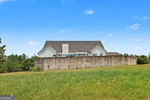 33 Secretariat Road, Rome, GA 30161