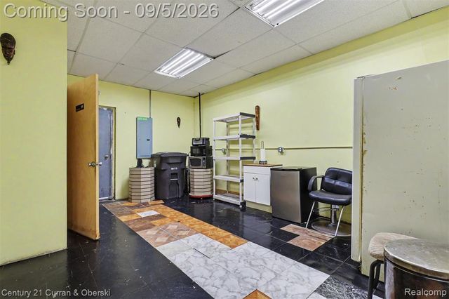 6343 W Mcnichols Road, Detroit, MI 48221