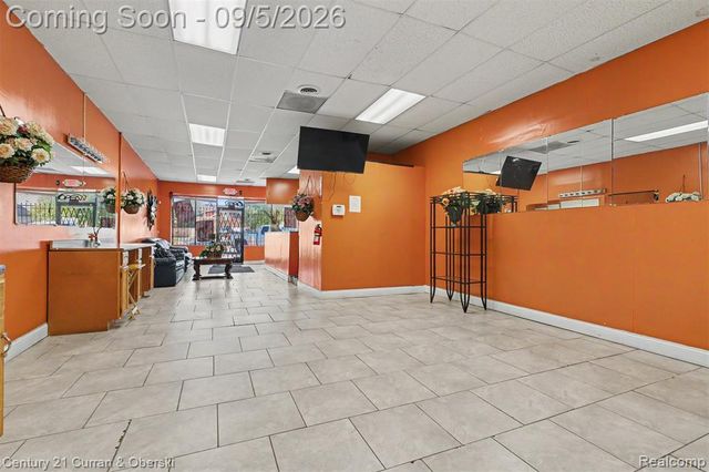 6343 W Mcnichols Road, Detroit, MI 48221