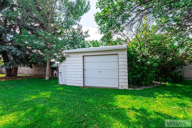 3120 E Iona Road, Idaho Falls, ID 83401