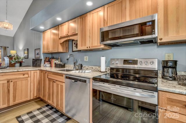 103 Cimarron Drive, Asheville, NC 28803