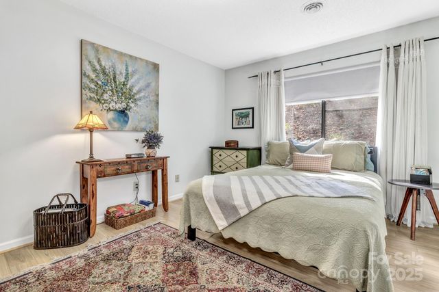 103 Cimarron Drive, Asheville, NC 28803