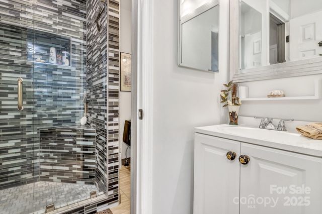 103 Cimarron Drive, Asheville, NC 28803