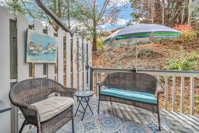 103 Cimarron Drive, Asheville, NC 28803