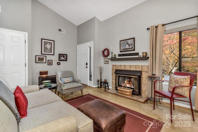 103 Cimarron Drive, Asheville, NC 28803