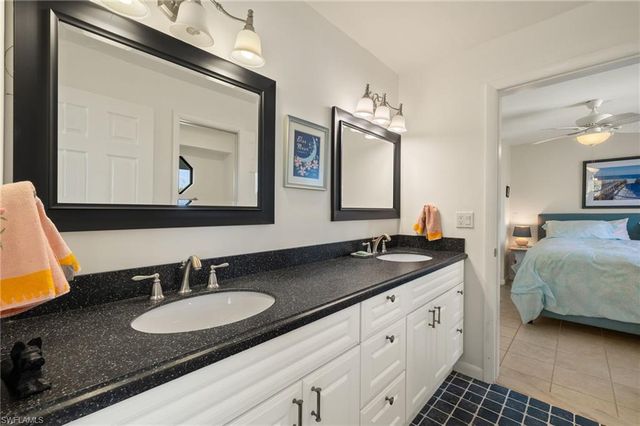 2999 Twin Ponds DR, Sanibel, FL 33957
