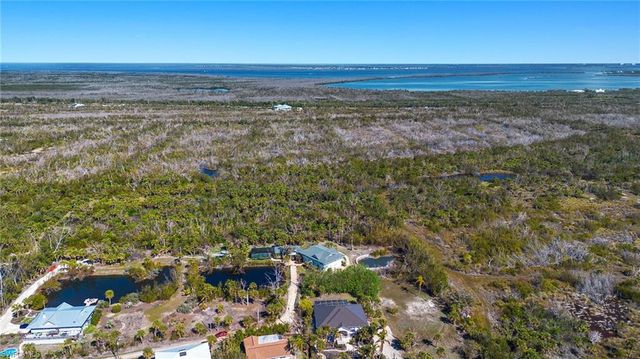 2999 Twin Ponds DR, Sanibel, FL 33957