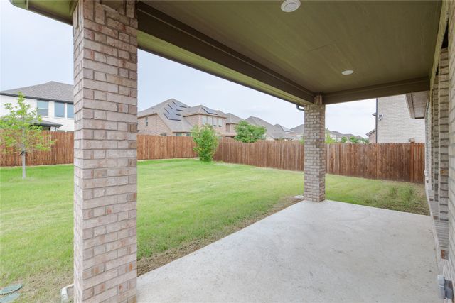 2340 Willow Garden Drive, Little Elm, TX 75068