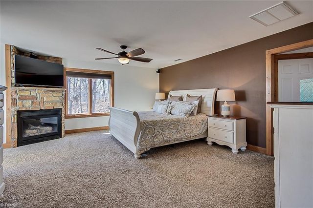 2168 Sierra Trace Road, Denton, NC 27239