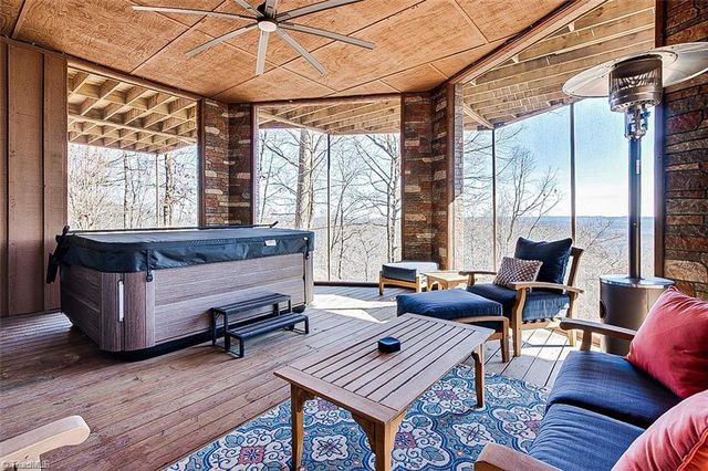 2168 Sierra Trace Road, Denton, NC 27239