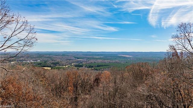 2168 Sierra Trace Road, Denton, NC 27239