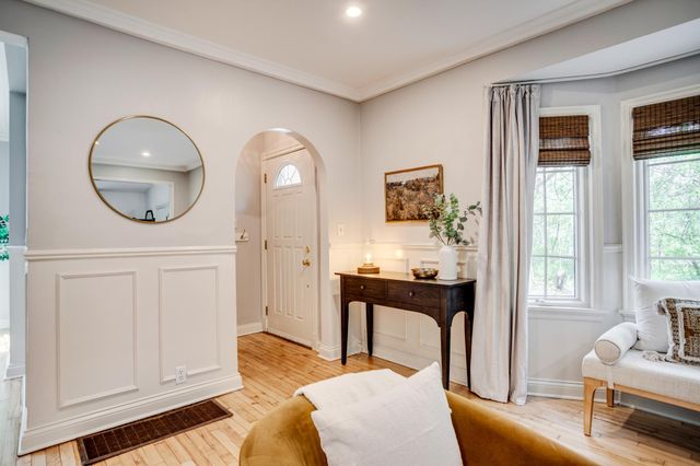 15319 Lake Street Extension, Minnetonka, MN 55345