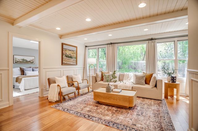 15319 Lake Street Extension, Minnetonka, MN 55345