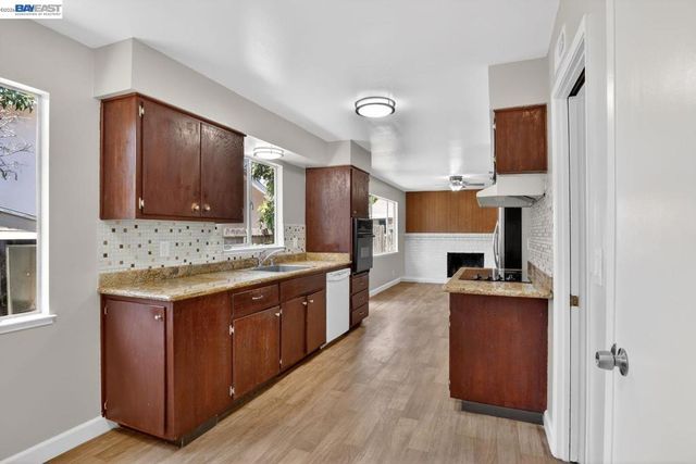 1499 Cathy Way, Hayward, CA 94545