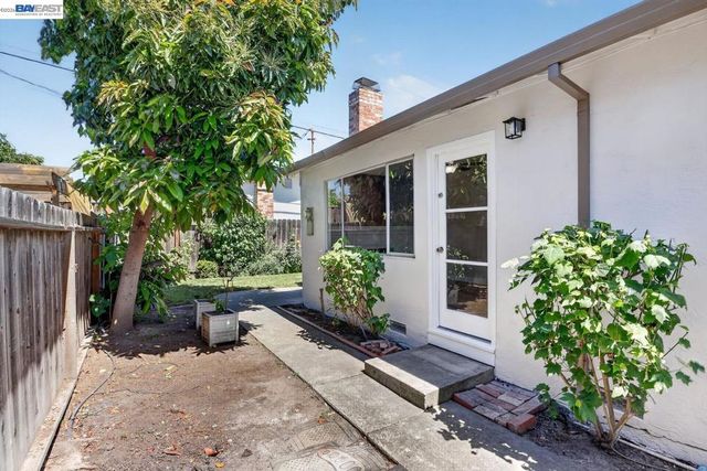 1499 Cathy Way, Hayward, CA 94545