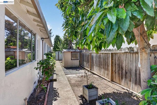 1499 Cathy Way, Hayward, CA 94545