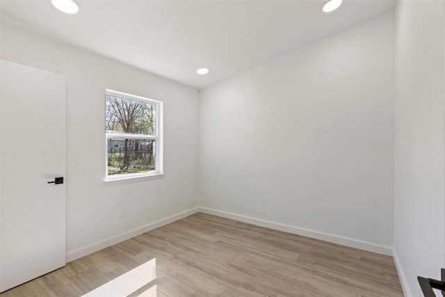 912 Wilkinson Drive, Mesquite, TX 75149