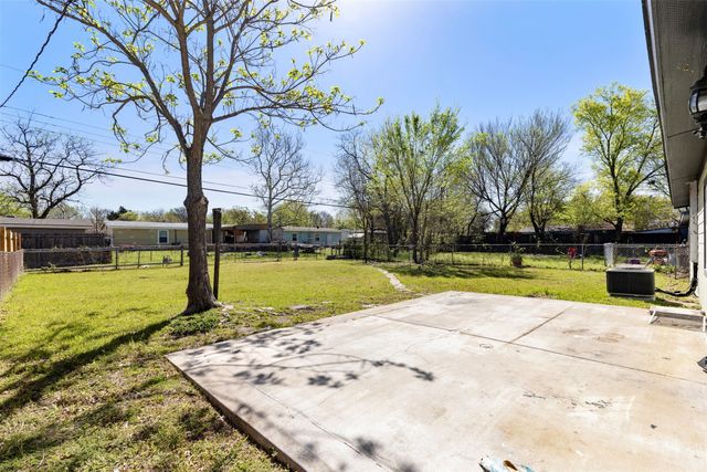 912 Wilkinson Drive, Mesquite, TX 75149