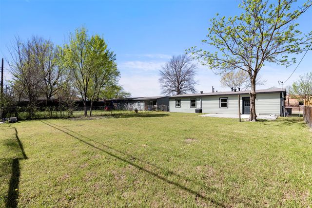 912 Wilkinson Drive, Mesquite, TX 75149