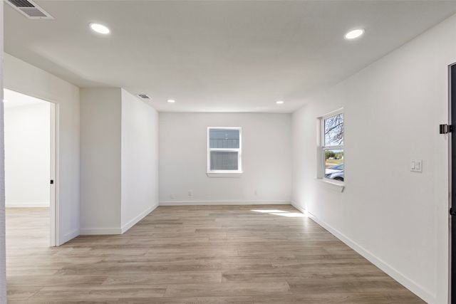 912 Wilkinson Drive, Mesquite, TX 75149