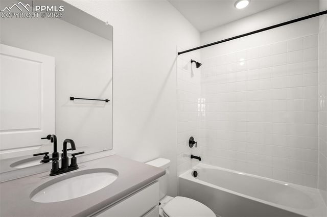 9256 Wolf Valley Drive, Colorado Springs, CO 80924