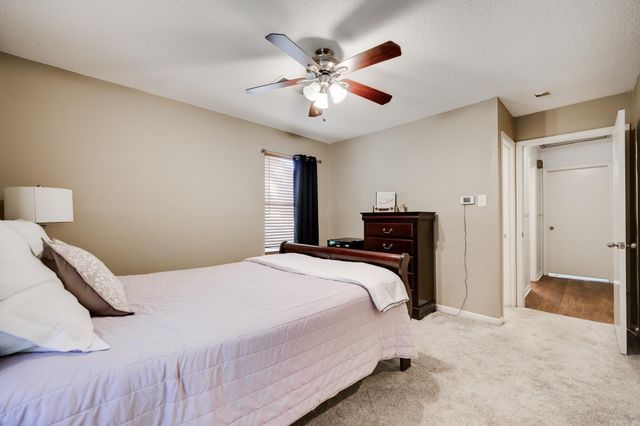 3 Hawthorne, Conway, AR 72034