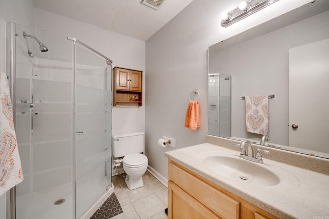3 Hawthorne, Conway, AR 72034