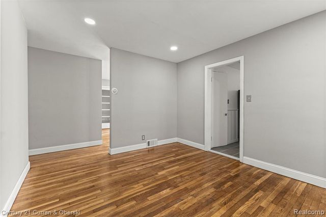 15805 Lindsay Street, Detroit, MI 48227