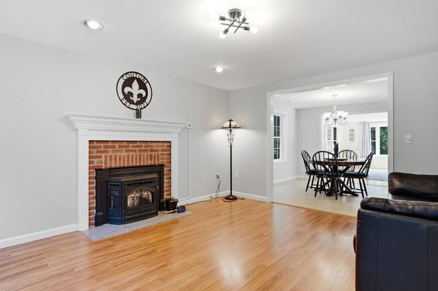 7 Westview Road, Brookline, NH 03033