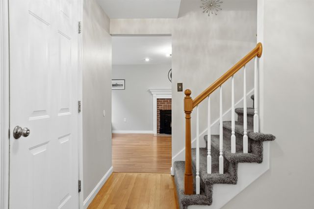 7 Westview Road, Brookline, NH 03033