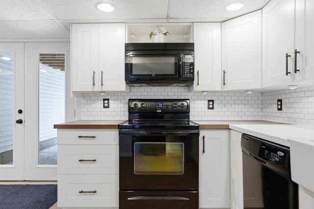 7 Westview Road, Brookline, NH 03033