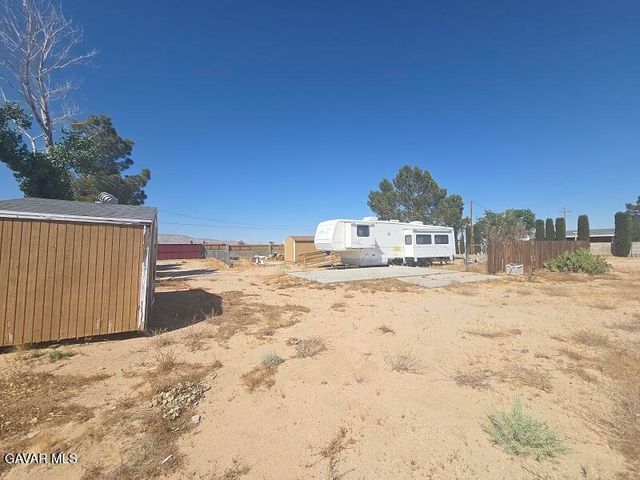 900 Fristad Street, Mojave, CA 93501