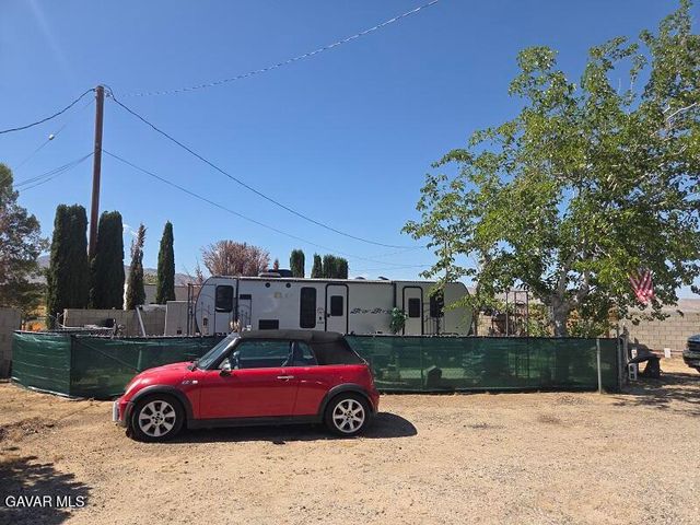 900 Fristad Street, Mojave, CA 93501