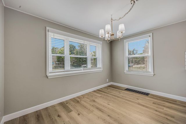 575 Chestershire Road, Columbus, OH 43204