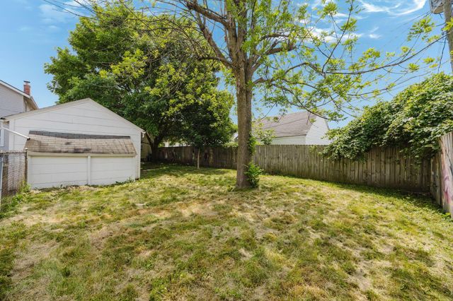 575 Chestershire Road, Columbus, OH 43204