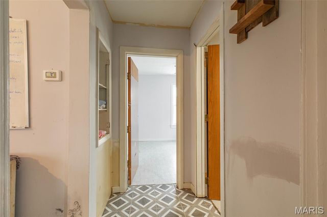 2300 Agnes Street, Alton, IL 62002