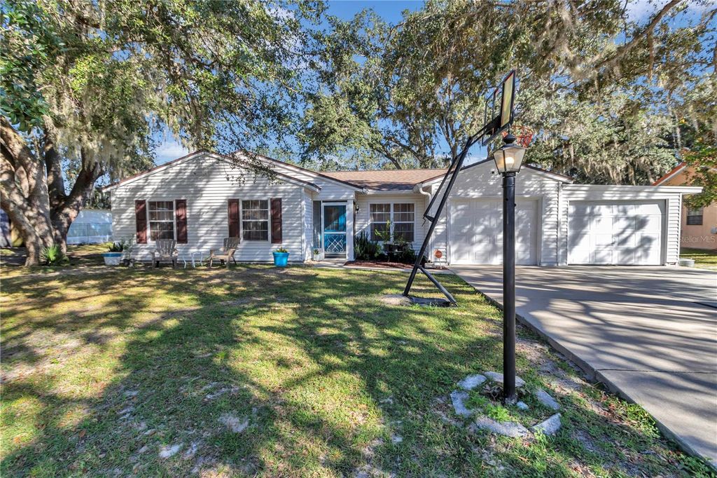 303 OAK TRACK PASS, Ocala, FL 34472