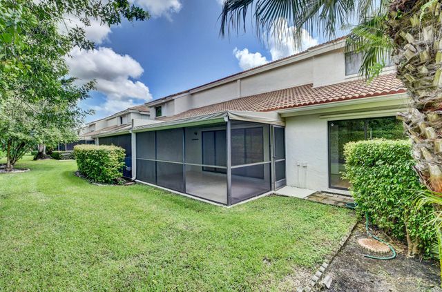 8644 Eagle Run Drive 18, Boca Raton, FL 33434