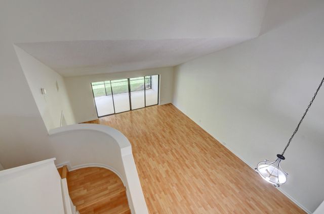 8644 Eagle Run Drive 18, Boca Raton, FL 33434