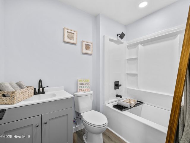 6 Glendale Road, Jacksonville, NC 28540