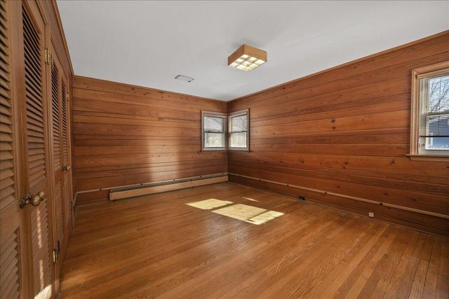 1418 Del Vista Drive, Valparaiso, IN 46385