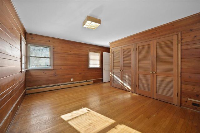 1418 Del Vista Drive, Valparaiso, IN 46385