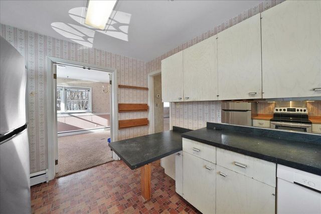 1418 Del Vista Drive, Valparaiso, IN 46385