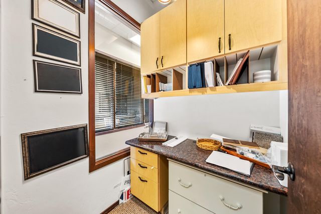 3132 State Street 104, Medford, OR 97504