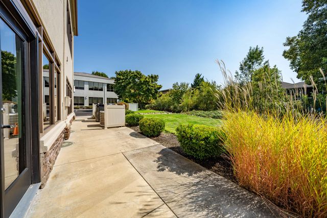 3132 State Street 104, Medford, OR 97504