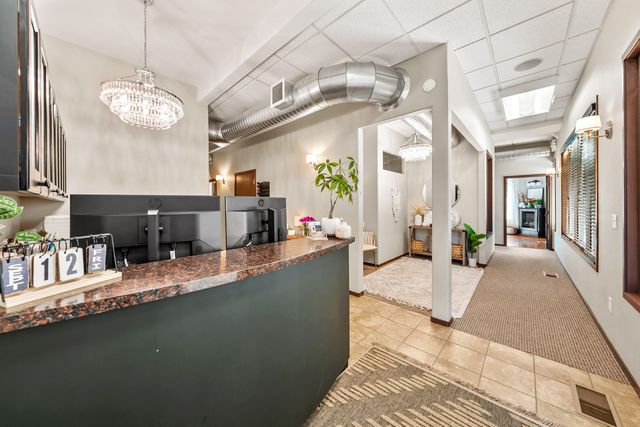 3132 State Street 104, Medford, OR 97504