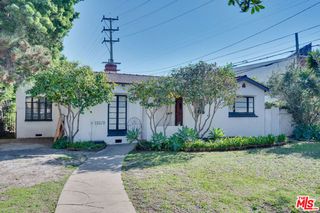 10870 Wellworth Avenue, Los Angeles, CA 90024
